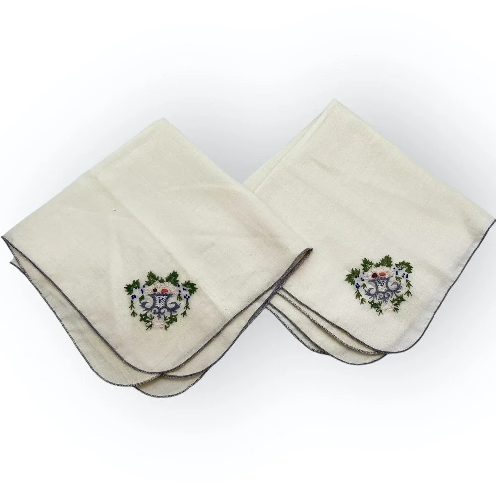 Vintage Set Of 2 Linen Embroider‎ Napkins  15